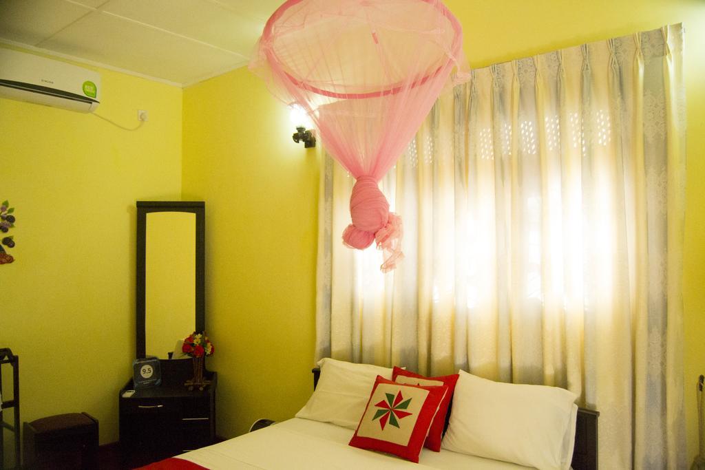 Sigiri Sithru Home Stay Сигирия Екстериор снимка