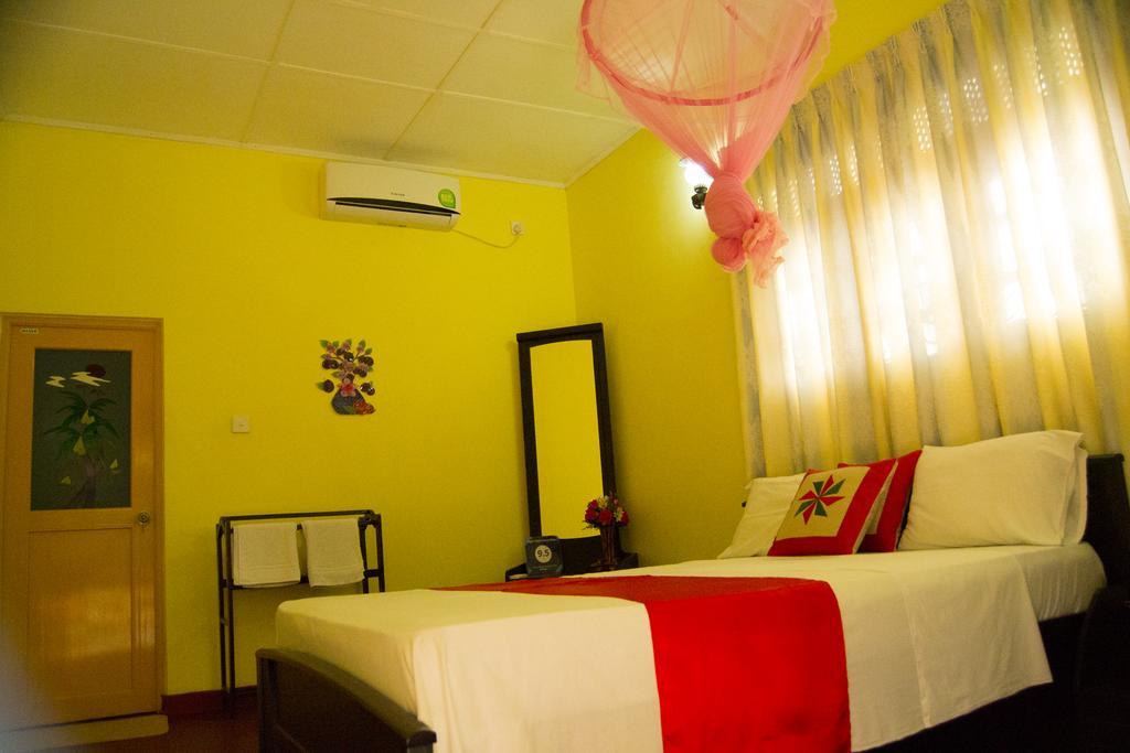 Sigiri Sithru Home Stay Сигирия Екстериор снимка